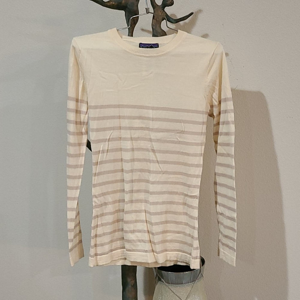 Patagonia Long Sleeve Sweater